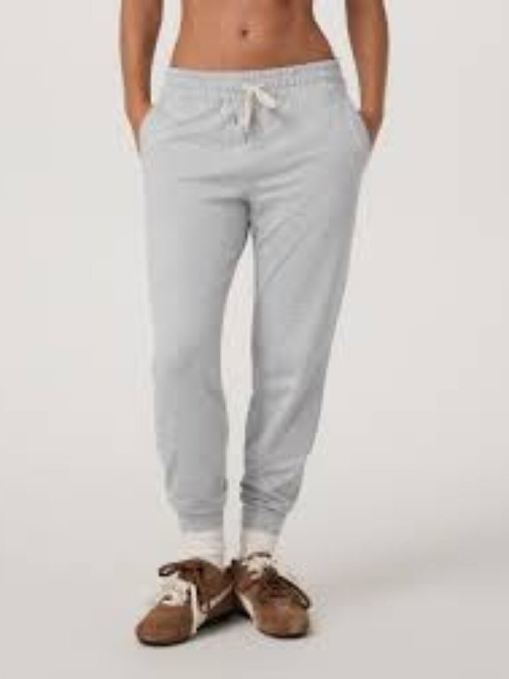 Vuori Performance Jogger Drawstring Pants, Heather Gray - Size Medium